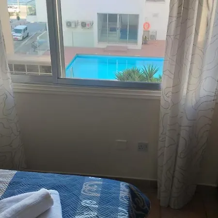 Horizon Aphrodite Seaview Apartament *