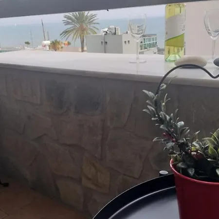 Horizon Aphrodite Seaview Apartament *